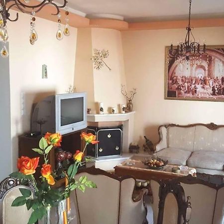 Irini'S Home Волос Экстерьер фото